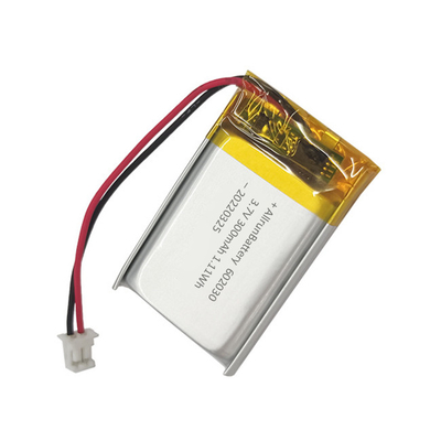 แบตเตอรี่ลิเธียมโพลิเมอร์สี่เหลี่ยมผืนผ้าแสง 602030 แบตเตอรี่ LiPo 3.7V 300mAh